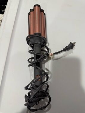 3-Bar Triple Barrel Hair Waver in Rose Gold